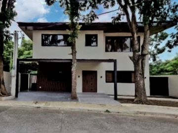 For Sale! 4 Bedroom House and Lot in Buenavista Hills Tagaytay 30M -AJCS