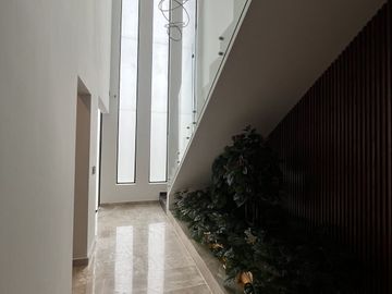 CASA EN VENTA  EN LAGOS DE JURIQUILLA