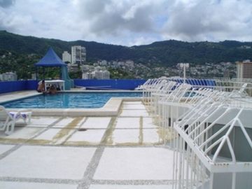 FRACC. COSTA AZUL DOS RECÁMARAS ALBERCA CERCA COSTERA