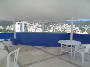 FRACC. COSTA AZUL DOS RECÁMARAS ALBERCA CERCA COSTERA