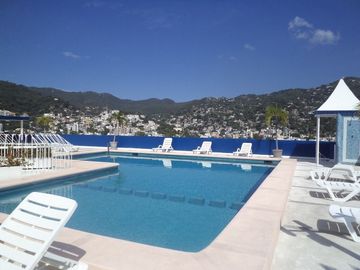 FRACC. COSTA AZUL DOS RECÁMARAS ALBERCA CERCA COSTERA