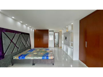 Oportunidad I Extraordinaria casa remodelada en el Pueblito Cafetero con 154 m2, 3 alcobas y 4 baños.  Av. Sur. Pereira - Colombia.