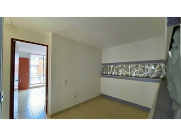 Oportunidad I Extraordinaria casa remodelada en el Pueblito Cafetero con 154 m2, 3 alcobas y 4 baños.  Av. Sur. Pereira - Colombia.