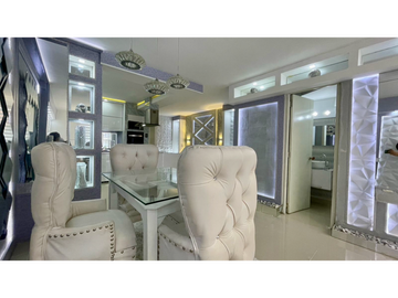 Oportunidad I Extraordinaria casa remodelada en el Pueblito Cafetero con 154 m2, 3 alcobas y 4 baños.  Av. Sur. Pereira - Colombia.