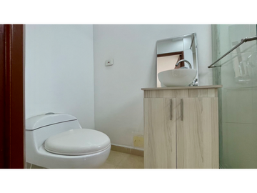 Oportunidad I Extraordinaria casa remodelada en el Pueblito Cafetero con 154 m2, 3 alcobas y 4 baños.  Av. Sur. Pereira - Colombia.