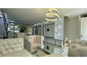 Oportunidad I Extraordinaria casa remodelada en el Pueblito Cafetero con 154 m2, 3 alcobas y 4 baños.  Av. Sur. Pereira - Colombia.