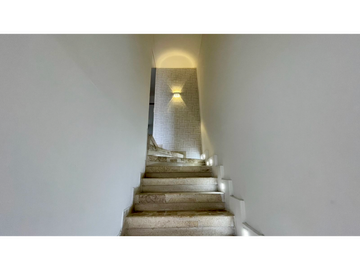 Oportunidad I Extraordinaria casa remodelada en el Pueblito Cafetero con 154 m2, 3 alcobas y 4 baños.  Av. Sur. Pereira - Colombia.