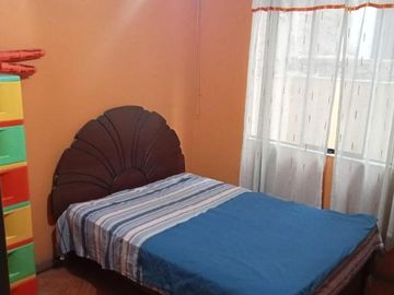 CASA DE  2 PISOS FRENTE A PARQUE EN STO. DOMINGO DE CARABAYLLO