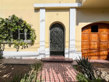 DEPARTAMENTO EN VENTA EN MAGDALENA DEL MAR CASA EN BAJOS 216M