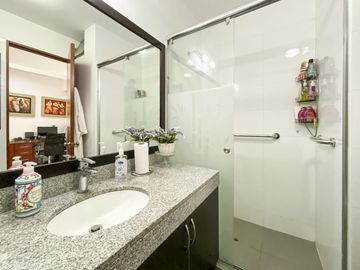 Departamento Exclusivo En Venta en San Isidro Todo Amoblado