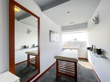 Departamento Exclusivo En Venta en San Isidro Todo Amoblado