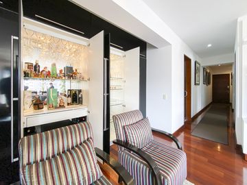 Departamento Exclusivo En Venta en San Isidro Todo Amoblado