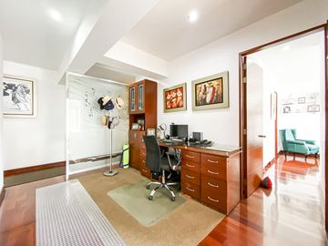 Departamento Exclusivo En Venta en San Isidro Todo Amoblado