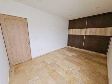 Venta de casa en esquina, Parque Aguascalientes Lomas de Angelopolis Puebla