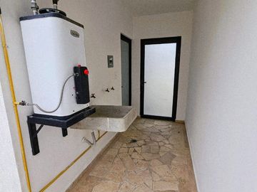 Venta de casa en esquina, Parque Aguascalientes Lomas de Angelopolis Puebla