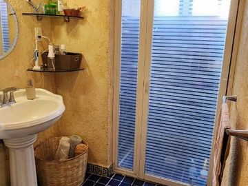 CASA EN VENTA EN ZEREZOTLA CHOLULA CON AMPLIO JARDIN