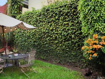 CASA EN VENTA EN ZEREZOTLA CHOLULA CON AMPLIO JARDIN