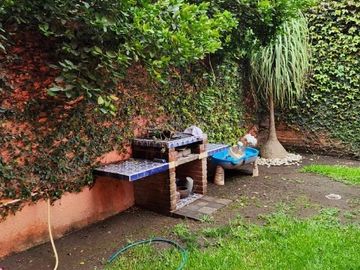 CASA EN VENTA EN ZEREZOTLA CHOLULA CON AMPLIO JARDIN