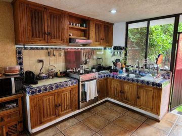 CASA EN VENTA EN ZEREZOTLA CHOLULA CON AMPLIO JARDIN