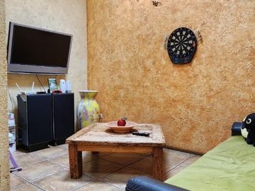 CASA EN VENTA EN ZEREZOTLA CHOLULA CON AMPLIO JARDIN