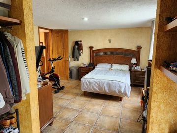 CASA EN VENTA EN ZEREZOTLA CHOLULA CON AMPLIO JARDIN