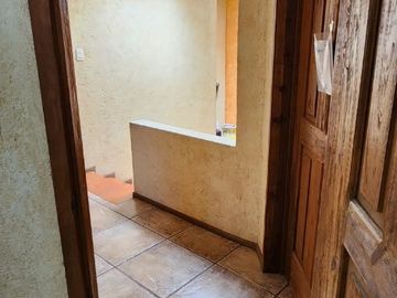 CASA EN VENTA EN ZEREZOTLA CHOLULA CON AMPLIO JARDIN