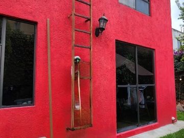 CASA EN VENTA EN ZEREZOTLA CHOLULA CON AMPLIO JARDIN