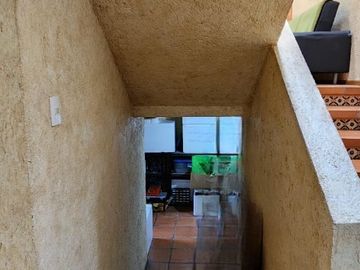 CASA EN VENTA EN ZEREZOTLA CHOLULA CON AMPLIO JARDIN