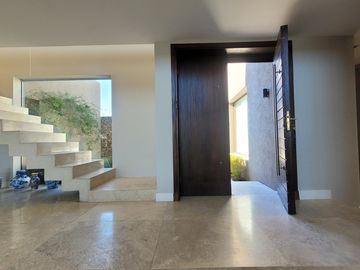Impecable casa en Barbarita a la laguna