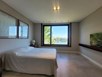 Impecable casa en Barbarita a la laguna