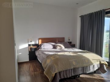 Casa en OPORTUNIDAD ALQUILER SUPER COMPLETO MB en A8 San Sebastián