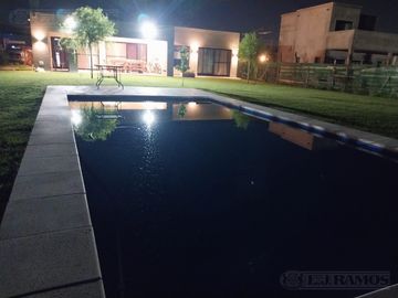 Casa en OPORTUNIDAD ALQUILER SUPER COMPLETO MB en A8 San Sebastián