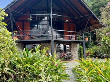 Quinta en   Venta en San Miguel de los Bancos, pichincha , Ecuador.