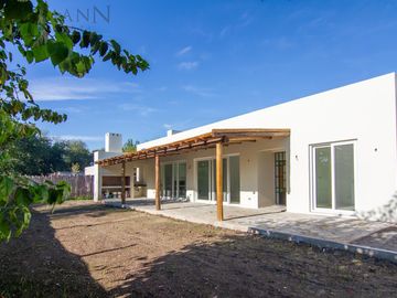 Venta Casa 3 Dormitorios Santa Clara Manzanares