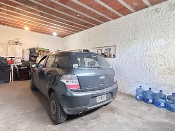 Casa en Venta 2 Dormitorios - Galería - Cochera - Parque en Ituzaingo Norte