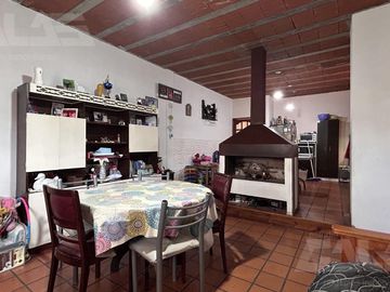 Casa en Venta 2 Dormitorios - Galería - Cochera - Parque en Ituzaingo Norte