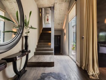 Casa  moderna con excelente estilo arquitectonico con Jardin y Pileta-  Villa Crespo