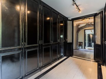 Casa  moderna con excelente estilo arquitectonico con Jardin y Pileta-  Villa Crespo