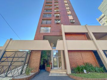 Departamento en venta en Lanús Oeste 3 ambientes con cochera