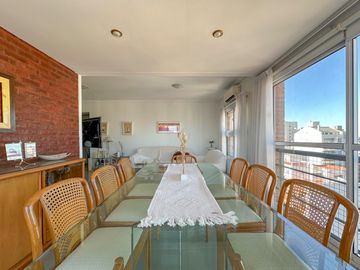 Departamento en venta en Lanús Oeste 3 ambientes con cochera