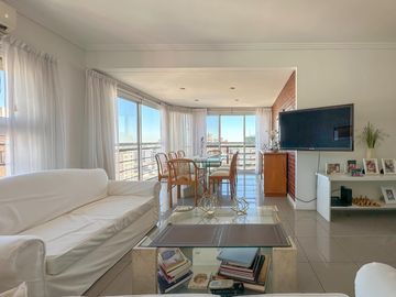 Departamento en venta en Lanús Oeste 3 ambientes con cochera