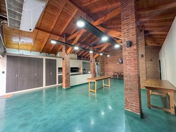 Departamento en venta en Lanús Oeste 3 ambientes con cochera