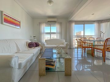 Departamento en venta en Lanús Oeste 3 ambientes con cochera