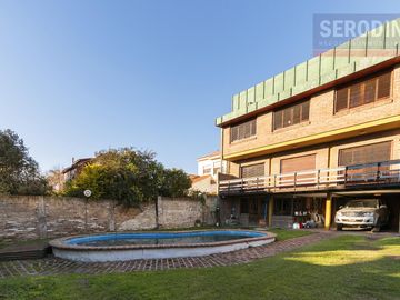 Casa en Don Bosco - Excelente Ubicación