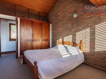 Casa en Don Bosco - Excelente Ubicación