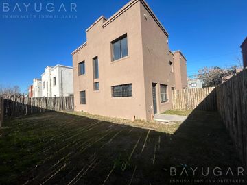 Venta Dúplex - Casas del Pilar - 3 ambientes
