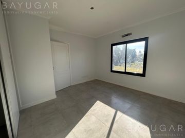Venta Dúplex - Casas del Pilar - 3 ambientes