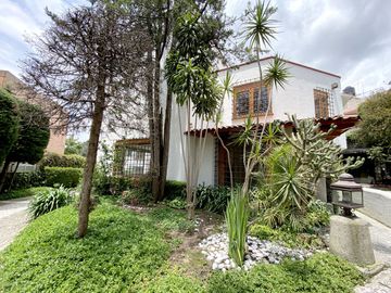 CASA EN CONDOMINIO EN VENTA EN OLIVAR DE LOS PADRES