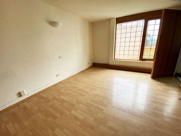 CASA EN CONDOMINIO EN VENTA EN OLIVAR DE LOS PADRES