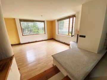 CASA EN CONDOMINIO EN VENTA EN OLIVAR DE LOS PADRES